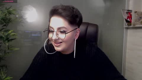Snapshot of allyiah chatting on 02/01/25, 09:40 online show from 02/01/25, 09:40
