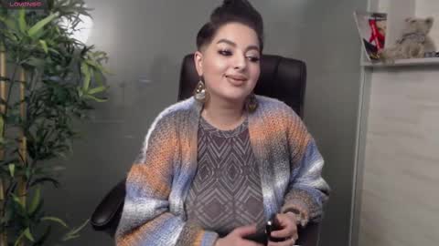 Snapshot of allyiah chatting on 02/20/25, 09:31 online show from 02/20/25, 09:31