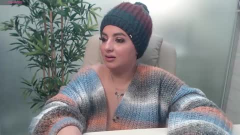 Snapshot of allyiah chatting on 02/25/25, 12:03 online show from 02/25/25, 12:03
