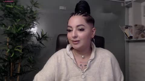 Snapshot of allyiah chatting on 03/01/25, 07:37 online show from 03/01/25, 07:37