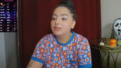 Snapshot of allyiah chatting on 10/21/25, 05:24 online show from 10/21/25, 05:24