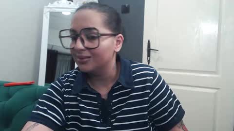 Snapshot of allyiah chatting on 03/15/26, 05:41 online show from 03/15/26, 05:41