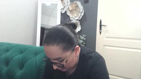 Snapshot of allyiah chatting on 03/28/26, 04:50 online show from 03/28/26, 04:50