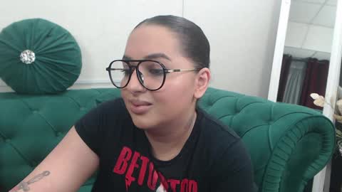 Snapshot of allyiah chatting on 03/29/26, 03:12 online show from 03/29/26, 03:12