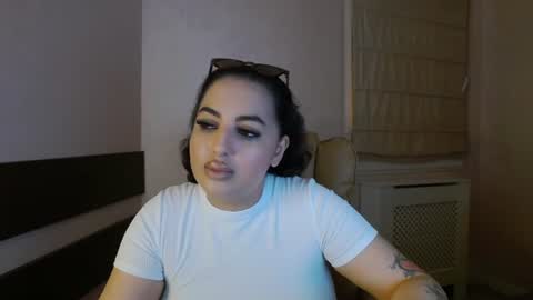 Snapshot of allyiah chatting on 06/10/26, 09:14 online show from 06/10/26, 09:14