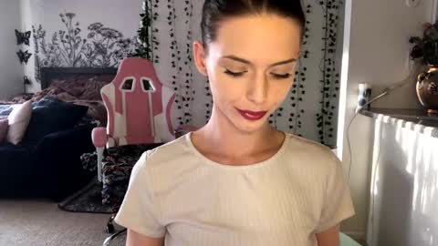 Ally Girl In Her Ally World online show from 02/22/25, 01:00