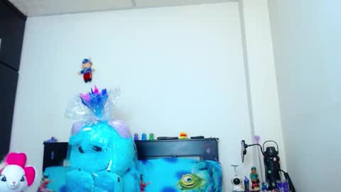 Allyson collins online show from 09/16/25, 04:02