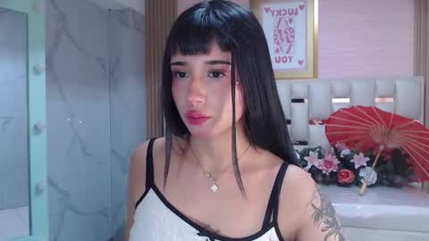 Allysa  online show from 12/21/25, 08:16