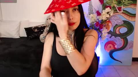 alma_art_ online show from 02/13/25, 09:27