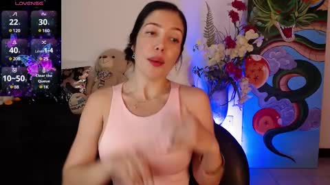 alma_art_ online show from 02/20/25, 05:18