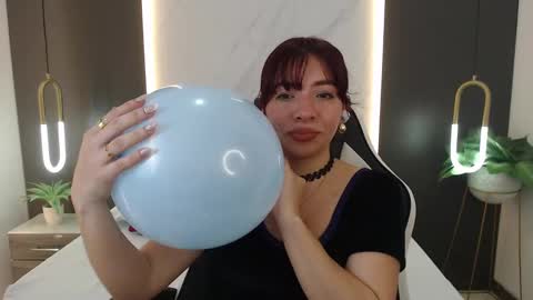 Snapshot of alma_fenix chatting on 01/09/25, 03:12 ALMA FENIX online show from 01/09/25, 03:12