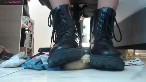 Snapshot of alma_fenix chatting on 02/14/25, 03:15 ALMA FENIX online show from 02/14/25, 03:15