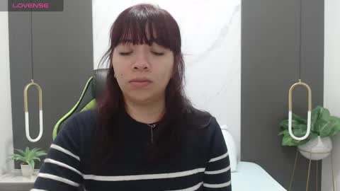 Snapshot of alma_fenix chatting on 03/07/25, 12:01 ALMA FENIX online show from 03/07/25, 12:01