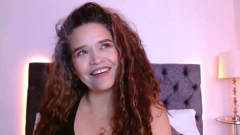 Snapshot of alma_sexyy chatting on 02/12/25, 04:55 Alma online show from 02/12/25, 04:55