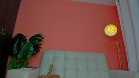 Alma Castillo online show from 12/15/24, 01:57