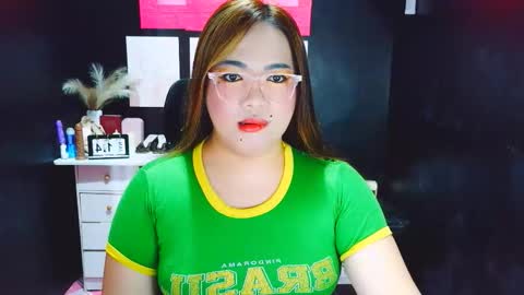 Almira online show from 01/14/26, 03:01