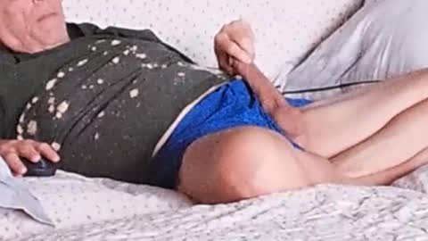 almost 9 online show from 09/29/25, 10:42