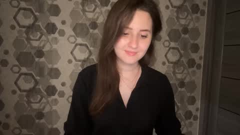 Anna online show from 09/19/25, 09:48