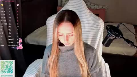 Snapshot of alodiaacomb chatting on 02/17/26, 03:14 Lia online show from 02/17/26, 03:14