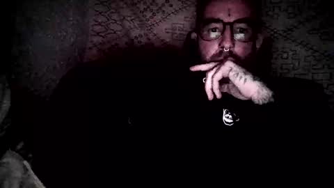 Snapshot of aloewish chatting on 10/24/25, 02:52 Aloe online show from 10/24/25, 02:52