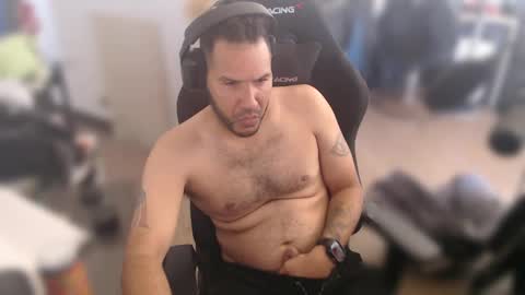 simplyfaded online show from 01/16/25, 07:20