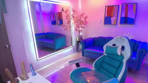 Alondra  online show from 01/06/26, 03:43