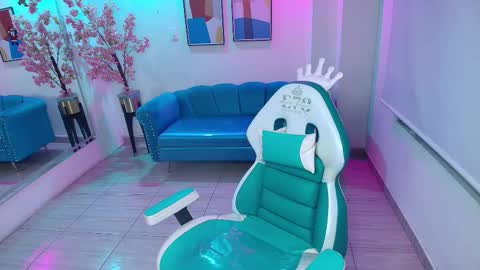 Alondra  online show from 01/07/26, 03:42