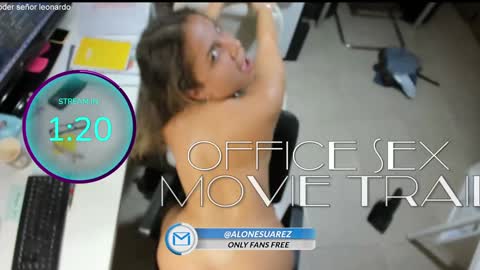 Alondra Suarez online show from 10/23/25, 01:54