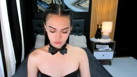 Alondra online show from 03/25/26, 02:50