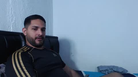 alonxoo online show from 10/09/25, 12:41