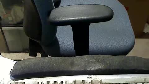 Loooopy online show from 03/08/25, 06:37