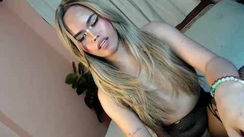 LEXY online show from 01/10/25, 07:43