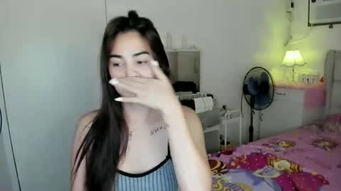 alovelydollnica online show from 04/17/26, 12:24