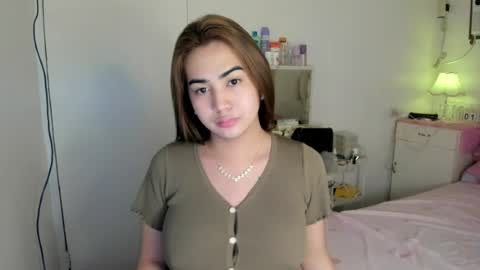 Snapshot of alovelydollnica chatting on 08/01/26, 12:10 alovelydollnica online show from 08/01/26, 12:10