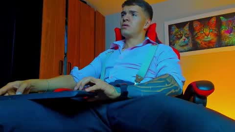 alpha_dominus_ online show from 09/28/25, 05:13