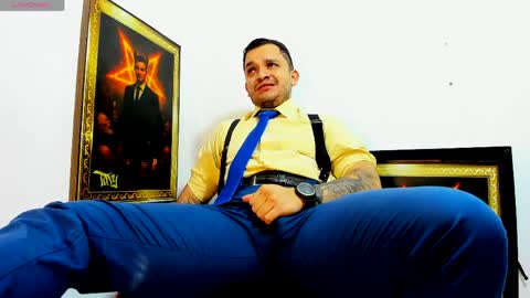 Snapshot of alpha_paganni chatting on 05/13/26, 01:36 alpha paganni online show from 05/13/26, 01:36