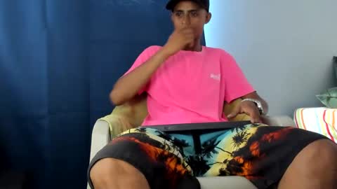 Snapshot of alpha_smit chatting on 01/24/25, 03:02 alpha smit online show from 01/24/25, 03:02