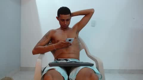 Snapshot of alpha_smit chatting on 02/10/25, 03:03 alpha smit online show from 02/10/25, 03:03