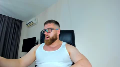 Alphaalexxx Lets reach Me 100 thumbs up online show from 05/17/26, 07:10