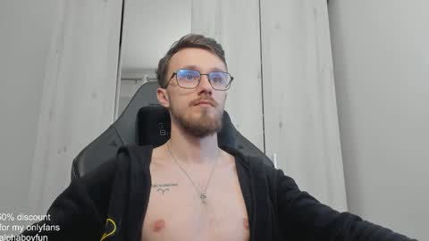 Snapshot of alphaboyfun chatting on 01/15/25, 01:20 Andi online show from 01/15/25, 01:20