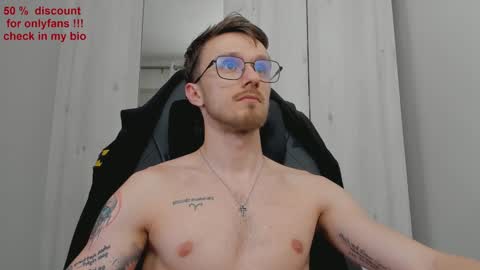 Snapshot of alphaboyfun chatting on 01/30/25, 04:37 Andi online show from 01/30/25, 04:37