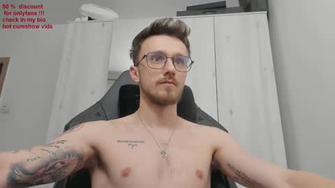 Snapshot of alphaboyfun chatting on 02/21/25, 02:06 Andi online show from 02/21/25, 02:06