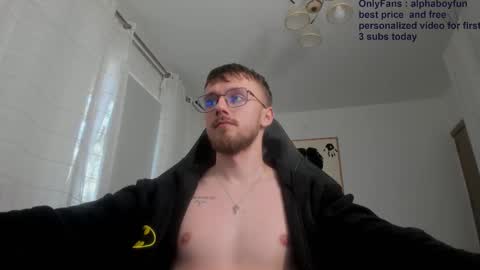 Snapshot of alphaboyfun chatting on 09/18/25, 08:16 Andi online show from 09/18/25, 08:16