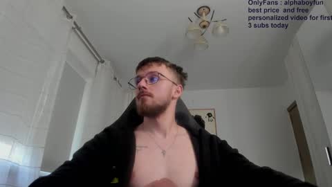 Snapshot of alphaboyfun chatting on 09/25/25, 09:57 Andi online show from 09/25/25, 09:57