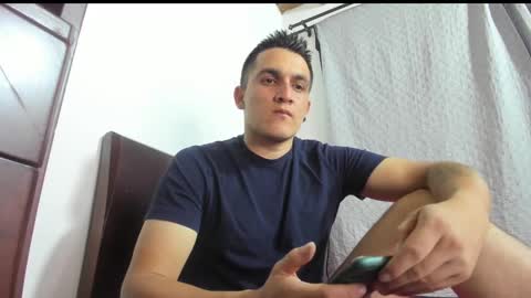 Snapshot of alphadesire69 chatting on 09/16/25, 02:01 AlphaDesire69 online show from 09/16/25, 02:01