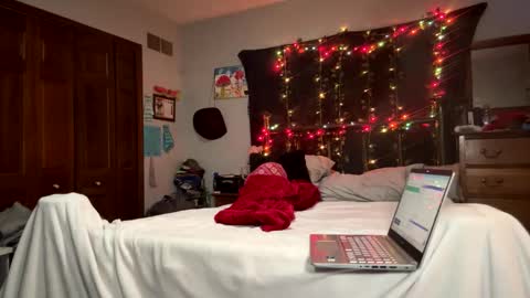 alphadomcole online show from 12/20/25, 06:42