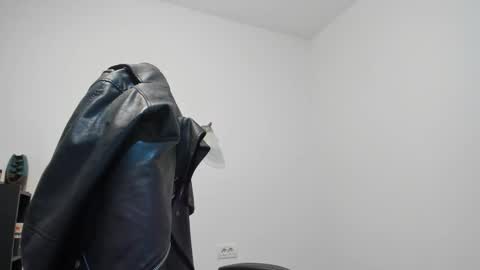 LeatherMaster online show from 01/03/25, 11:46