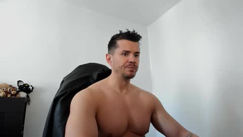 Snapshot of alphagodleatherking92 chatting on 03/13/26, 10:33 LeatherMaster online show from 03/13/26, 10:33