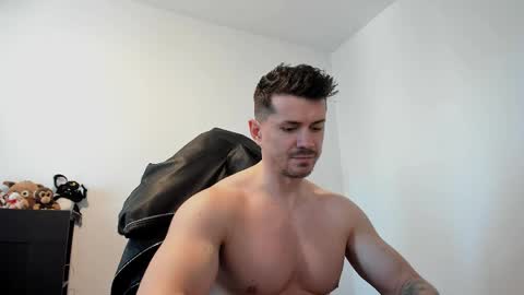 Snapshot of alphagodleatherking92 chatting on 05/10/26, 11:26 LeatherMaster online show from 05/10/26, 11:26