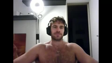 alphah_hunk online show from 11/18/25, 09:30